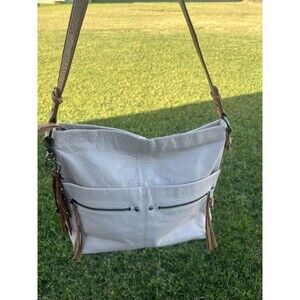 The Sak Ashland Leather Bucket Shoulder Bag - Two Toned Cream /brown